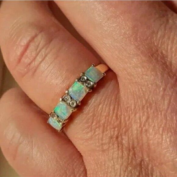 14k solid yellow gold Australian opal diamond band ring  size 8.5 - Picture 1 of 5